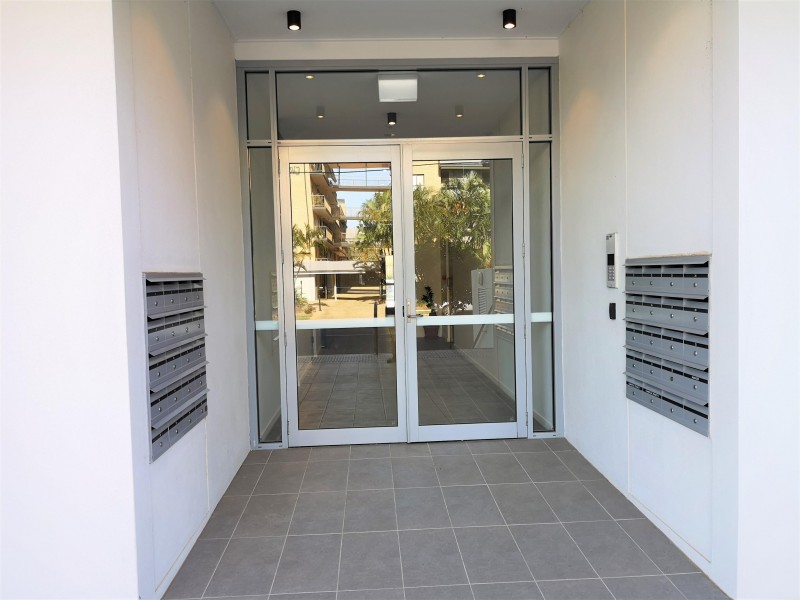 10/12-14 Wharf Street, Cleveland QLD 4163