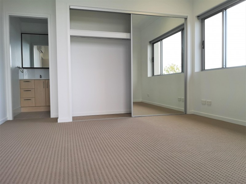 10/12-14 Wharf Street, Cleveland QLD 4163