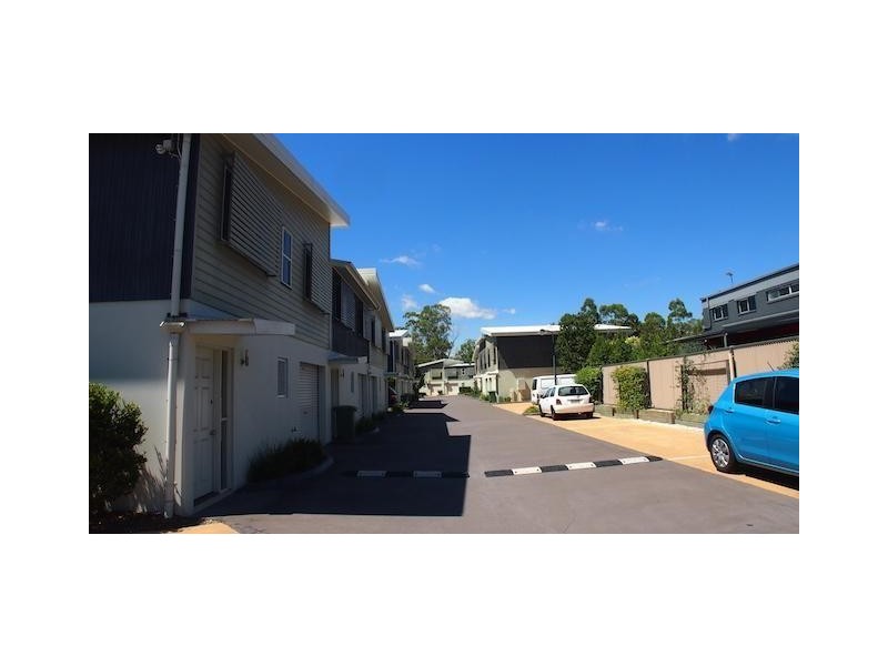 63 Mary Street, Kingston QLD 4114