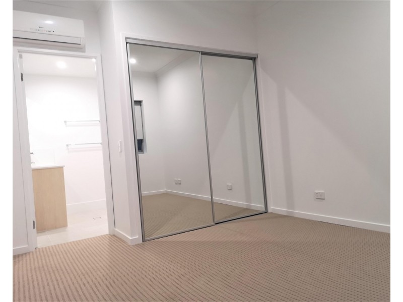 4/12-14 Wharf Street, Cleveland QLD 4163