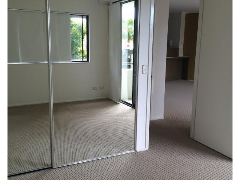18 Manning, Milton QLD 4064