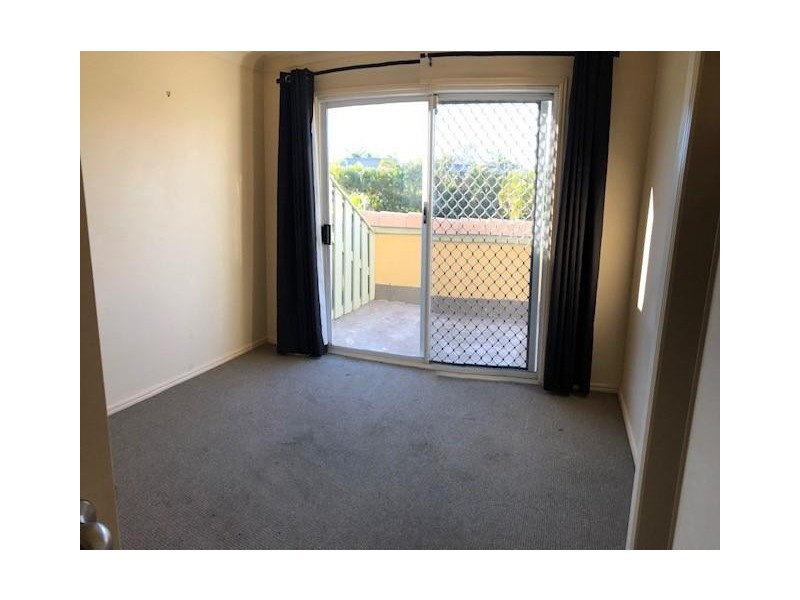 80/215 Cottesloe Drive, Mermaid Waters QLD 4218