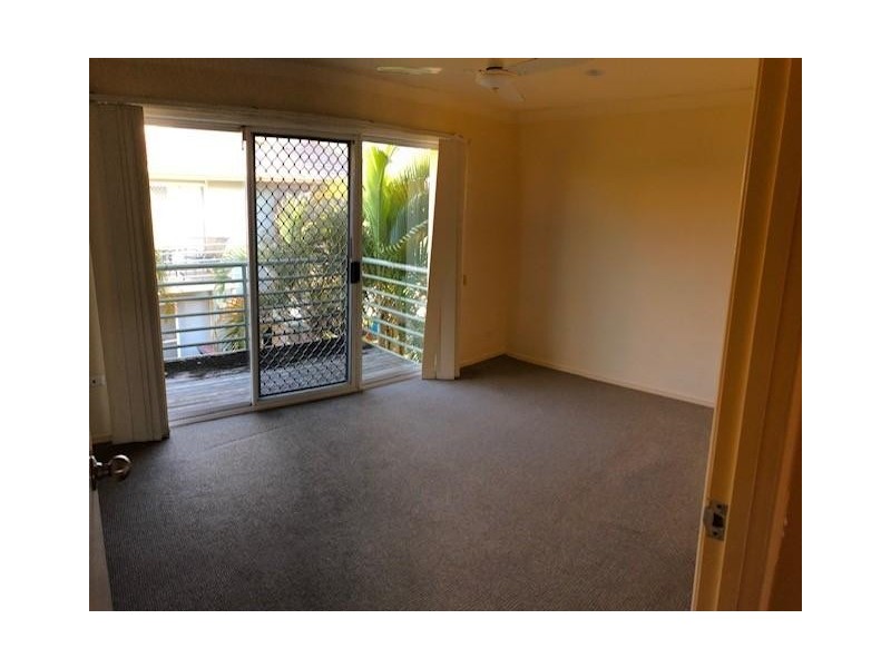 80/215 Cottesloe Drive, Mermaid Waters QLD 4218