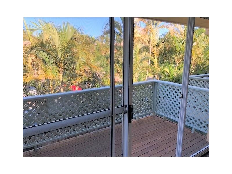80/215 Cottesloe Drive, Mermaid Waters QLD 4218