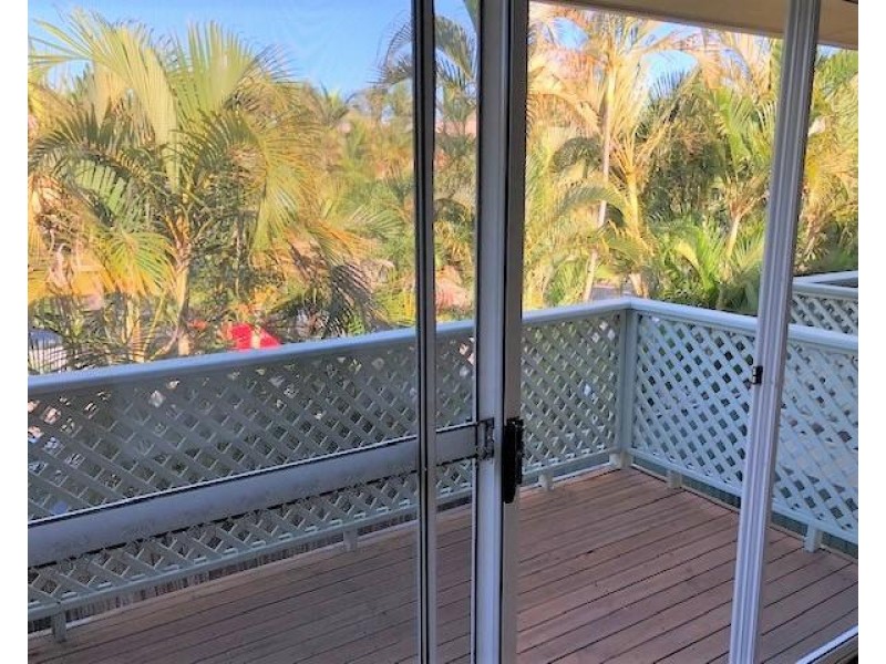 80/215 Cottesloe Drive, Mermaid Waters QLD 4218