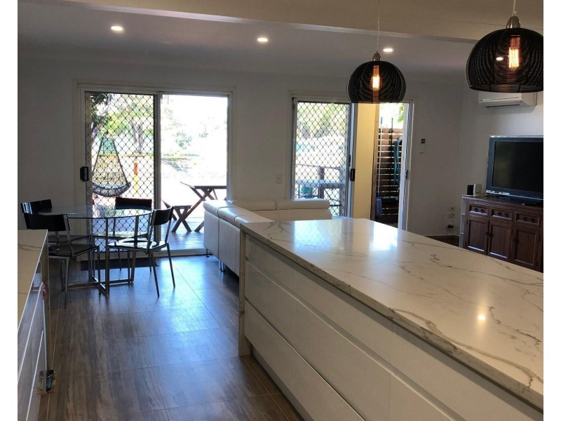 065/215 Cottesloe Drive, Mermaid Waters QLD 4218