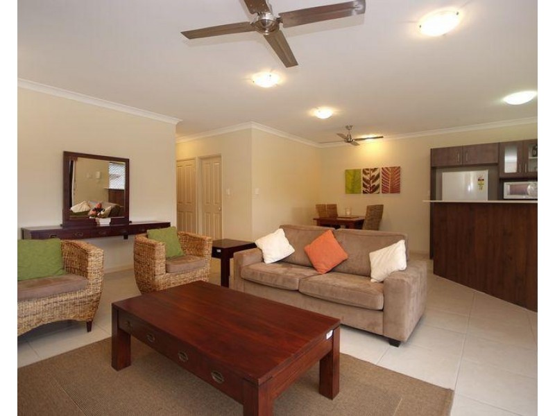 48/1 Robson Street, Mooroobool QLD 4870