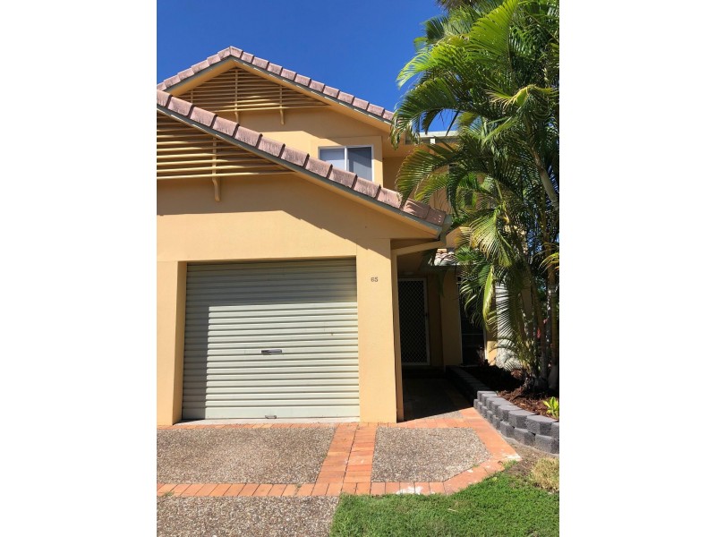 215 Cottesloe Drive, Mermaid Waters QLD 4218