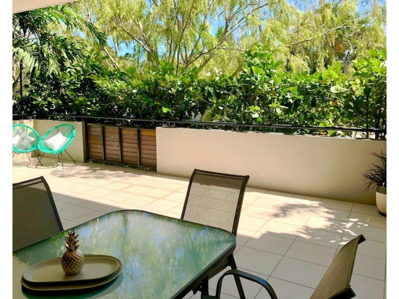 1/521-525 Varley St, Yorkeys Knob QLD 4878