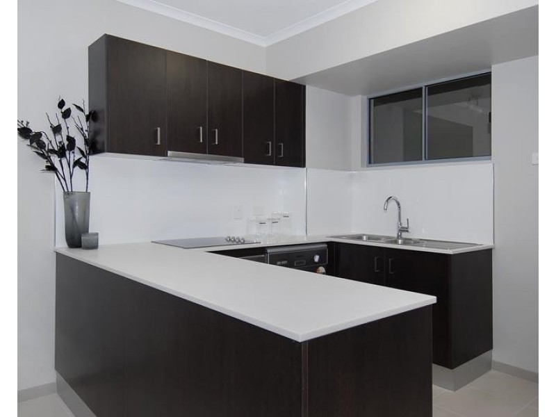 1/521-525 Varley St, Yorkeys Knob QLD 4878