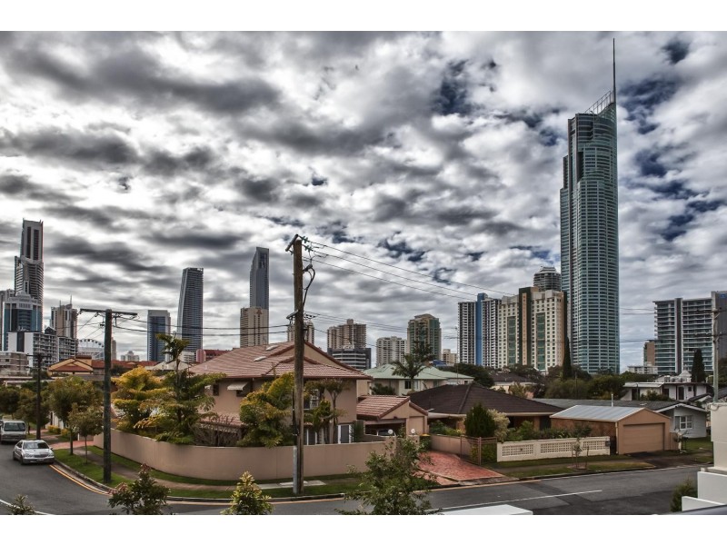 30-32 Paradise Island, Surfers Paradise QLD 4217