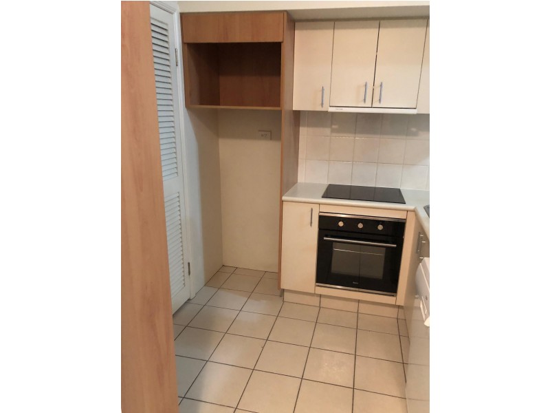2633 Gold Coast Highway, Broadbeach QLD 4218