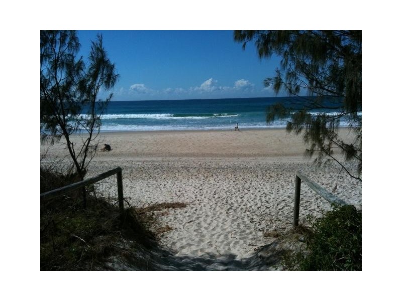 6 Fifth Avenue, Burleigh Heads QLD 4220