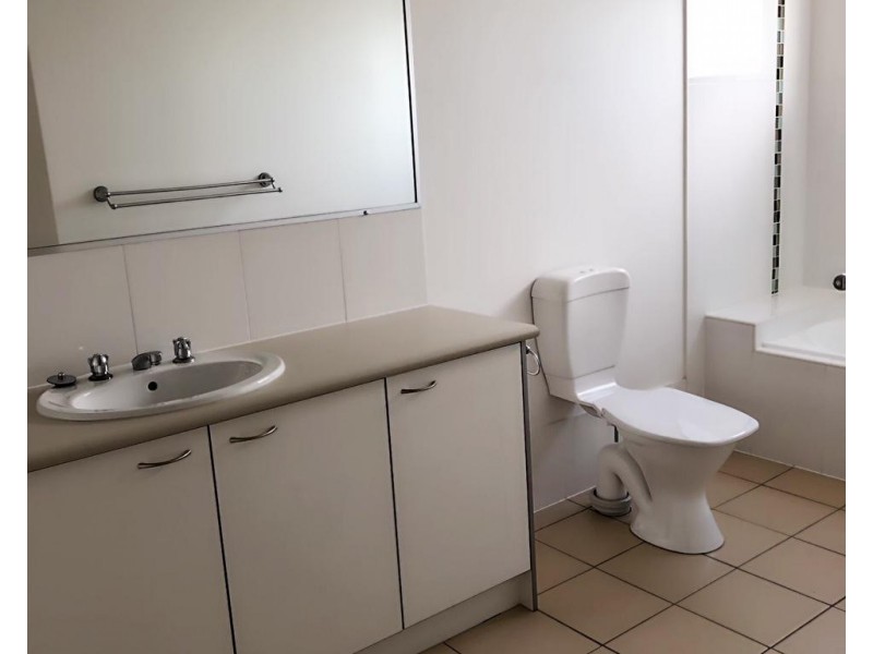 19 Russell Street, Everton Park QLD 4053