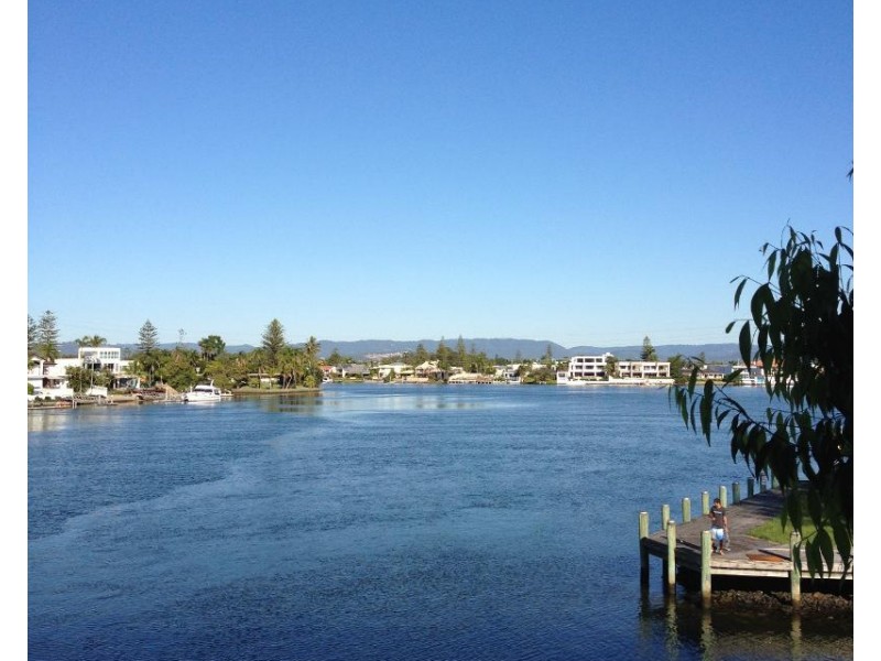 30-32 Paradise Island, Surfers Paradise QLD 4217