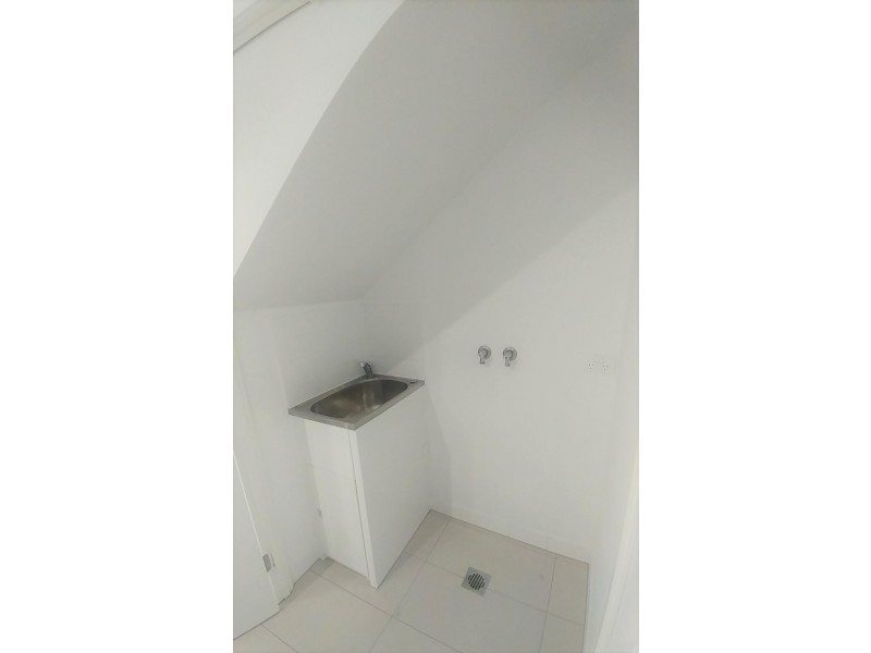 8/46 Clover Hill Drive, Mudgeeraba QLD 4213