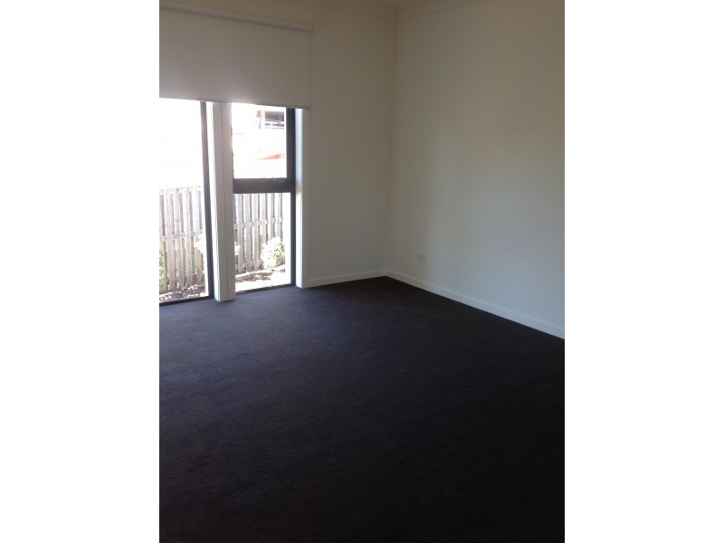 49 Easthill Drive, Robina QLD 4226