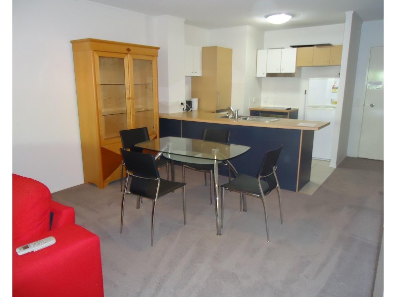 15 Goodwin Street, Kangaroo Point QLD 4169