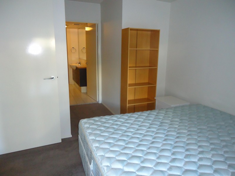 15 Goodwin Street, Kangaroo Point QLD 4169