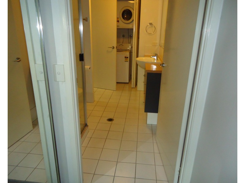 15 Goodwin Street, Kangaroo Point QLD 4169