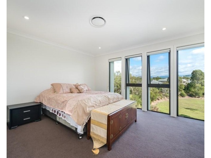 52 Easthill Drive, Robina QLD 4226