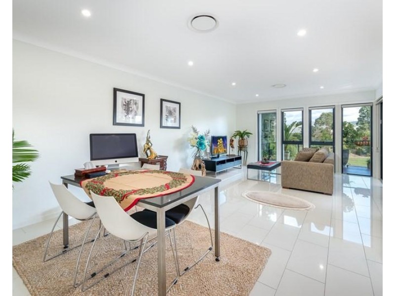 52 Easthill Drive, Robina QLD 4226