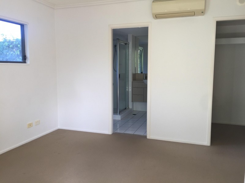 1021/18 Manning St, Milton QLD 4064