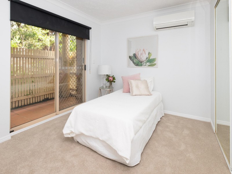 6 Elliott Street, Clayfield QLD 4011