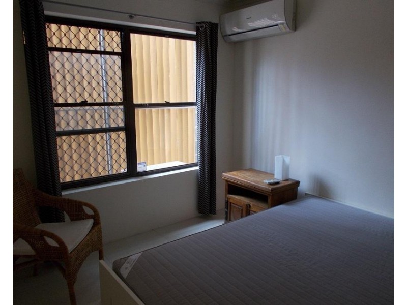 Unit 19/26 Carr Street, St Lucia QLD 4067