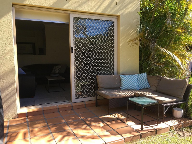 152 Palm Meadows Drive, Carrara QLD 4211