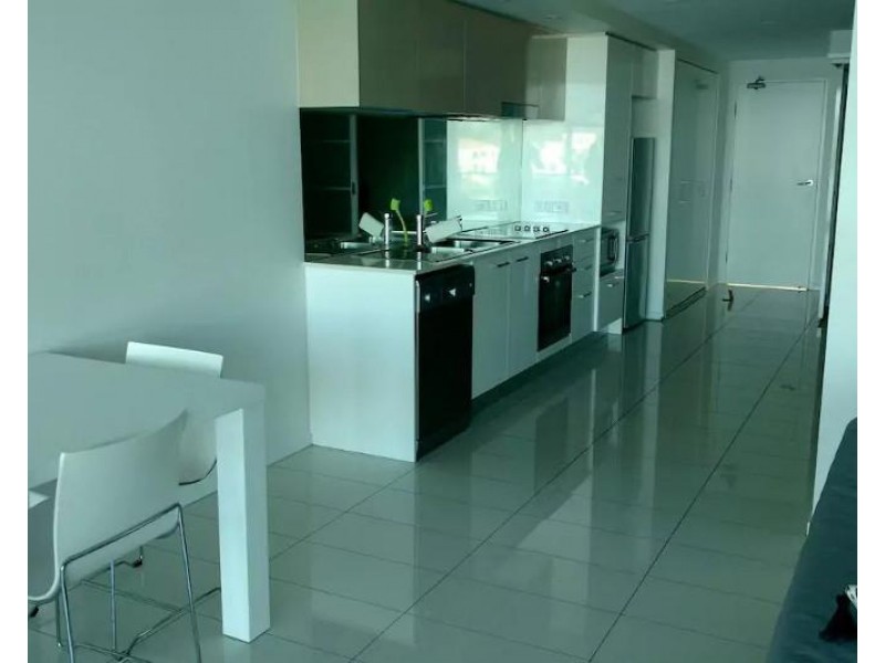 30-32 Paradise Island, Surfers Paradise QLD 4217