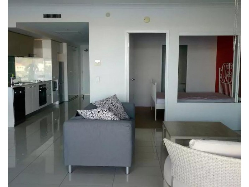 30-32 Paradise Island, Surfers Paradise QLD 4217