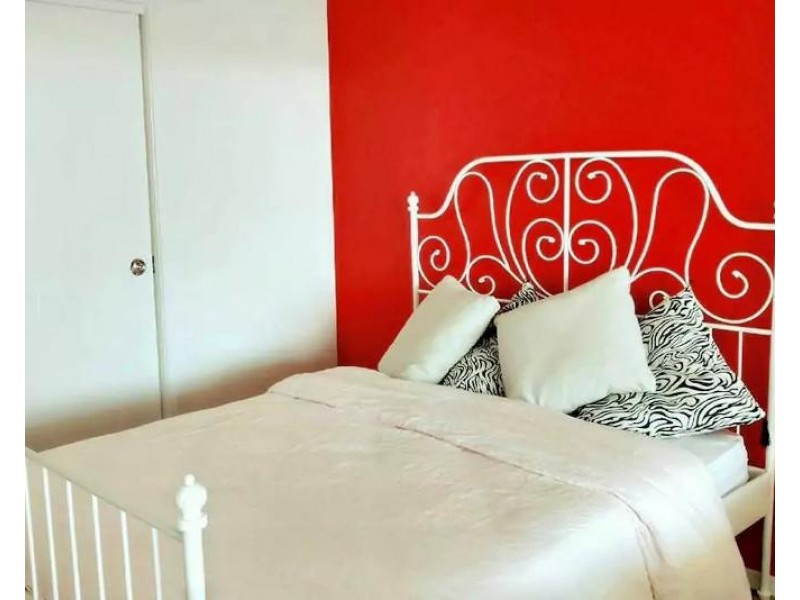 30-32 Paradise Island, Surfers Paradise QLD 4217