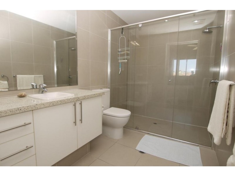 1003/122 Walker st, Townsville City QLD 4810