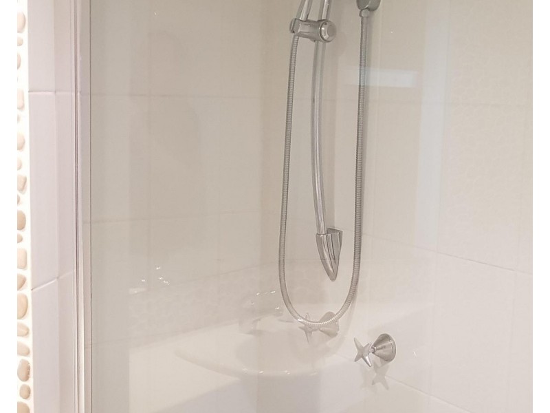 24/13 Montgomery Avenue, Main Beach QLD 4217