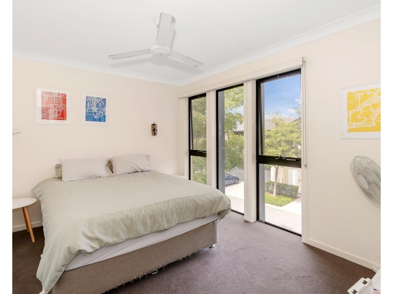 38 Easthill Drive, Robina QLD 4226