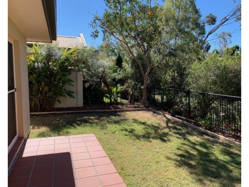 259 Easthill Drive, Robina QLD 4226