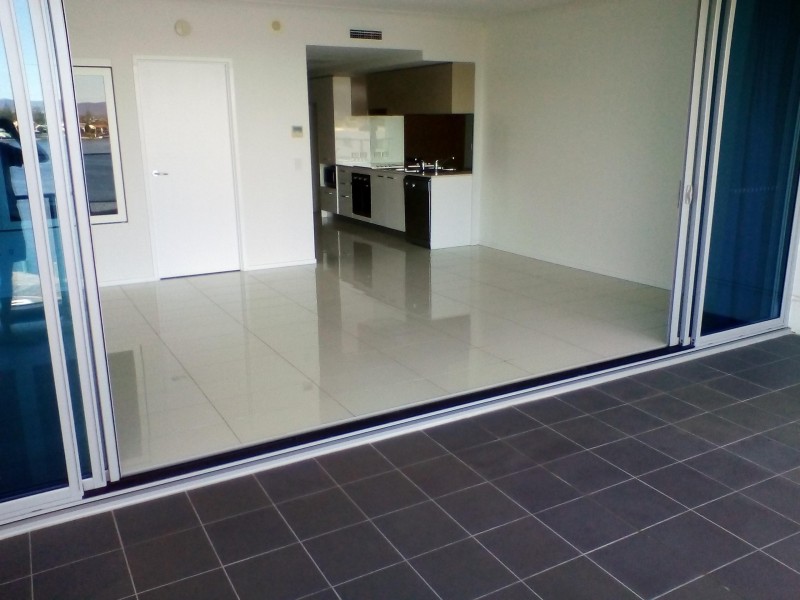 30-32 Paradise Island, Surfers Paradise QLD 4217