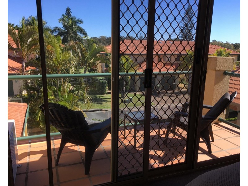 152 Palm Meadows Drive, Carrara QLD 4211