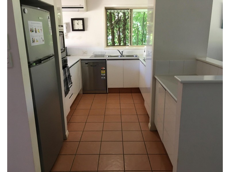 152 Palm Meadows Drive, Carrara QLD 4211