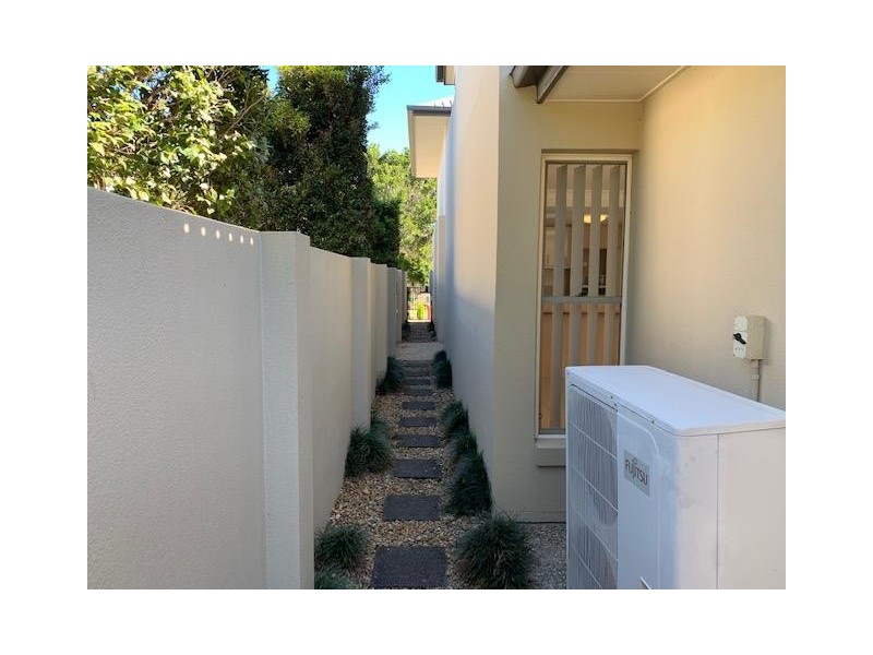 259 Easthill Drive, Robina QLD 4226