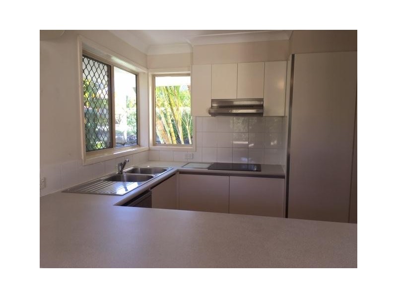 152 Palm Meadows Drive, Carrara QLD 4211