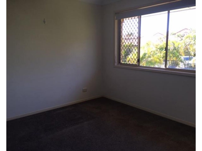 152 Palm Meadows Drive, Carrara QLD 4211