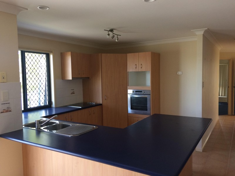 Sandstone Point QLD 4511