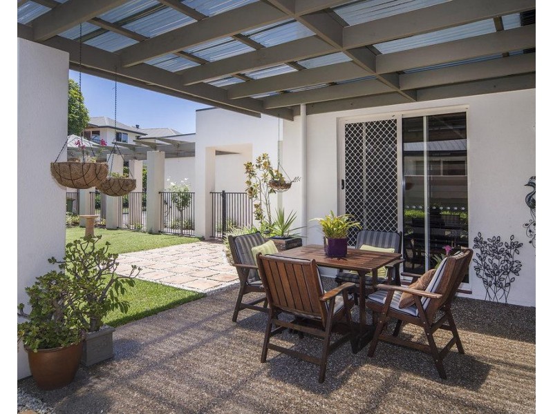 192 Easthill Drive, Robina QLD 4226