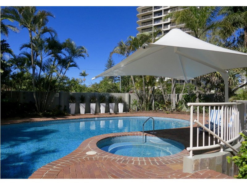 10/3 Cunningham Ave, Main Beach QLD 4217