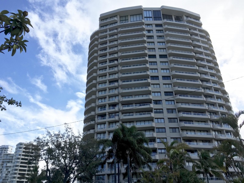 16/3 Cunningham Avenue, Main Beach QLD 4217