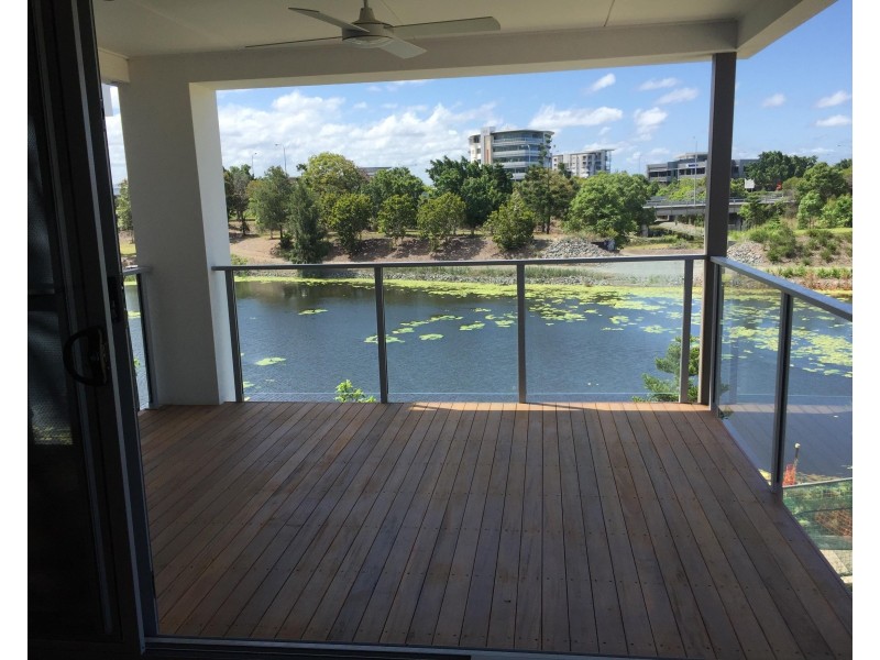 63 Parnell Blv, Robina QLD 4226