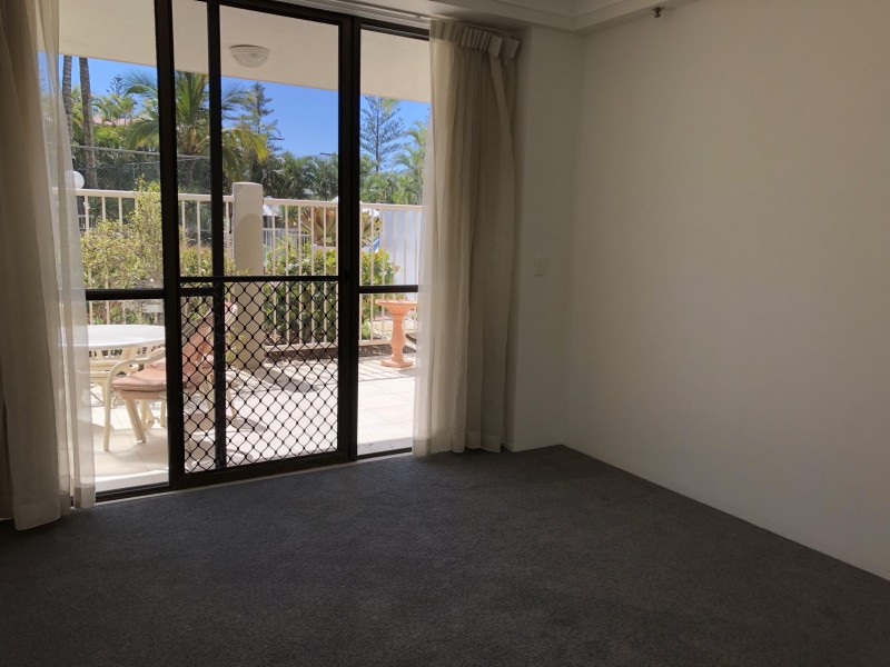 2/3 Cunningham Ave, Main Beach QLD 4217