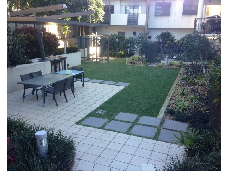 1053/18 Manning St, Milton QLD 4064